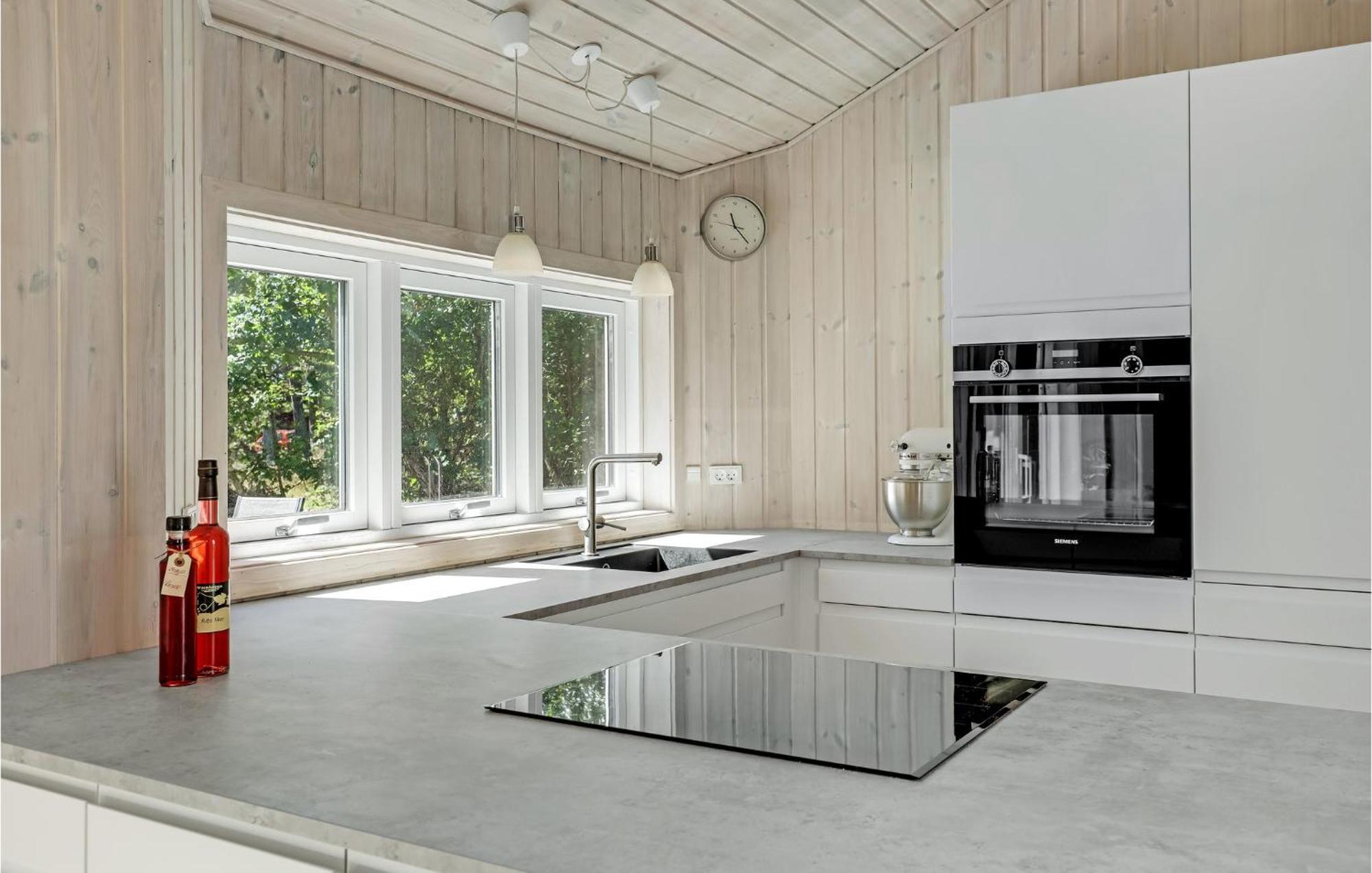 Awesome Home In Nexo With Sauna Snogebæk エクステリア 写真