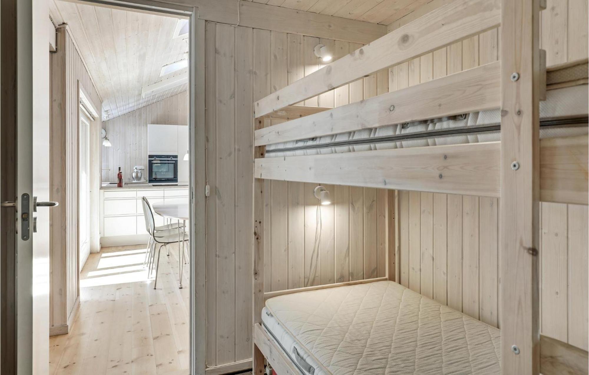 Awesome Home In Nexo With Sauna Snogebæk エクステリア 写真